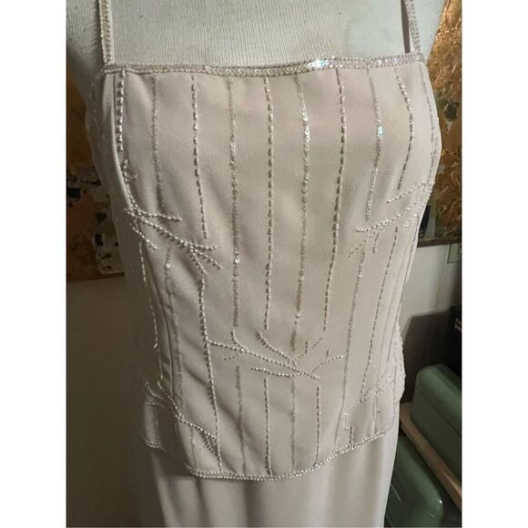 Gorgeous Dela-Jo Two Piece Formal Blush Pink Beaded Dress & Jacket mother of the - Picture 7 of 9